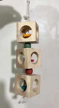 اسباب بازی آویز چوبی – کد 012