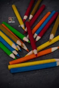 مداد رنگی چوبی