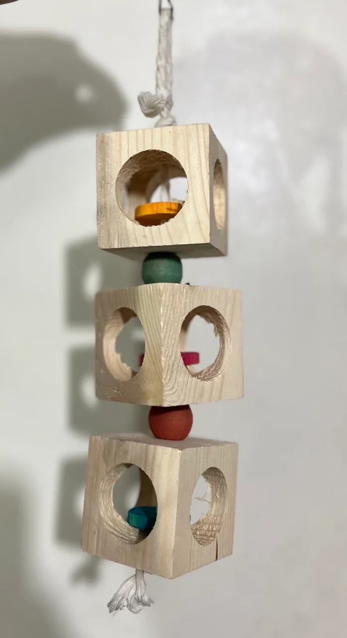 اسباب بازی آویز چوبی – کد 012